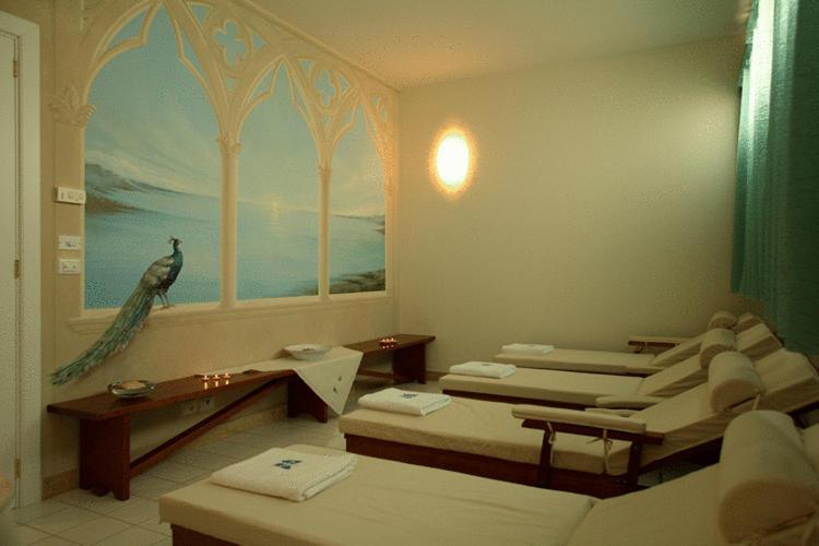 Hotel Resort Portoselvaggio Sant Isidoro  Extérieur photo