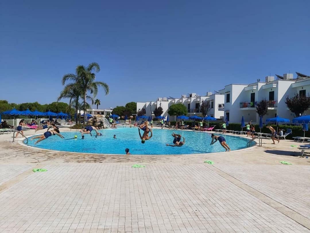 Hotel Resort Portoselvaggio Sant Isidoro  Extérieur photo